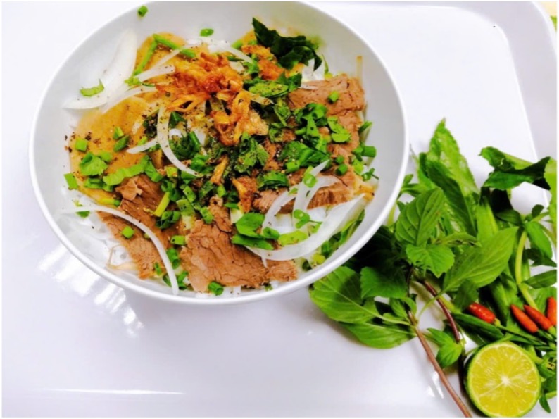 Noodle soup meal 03
