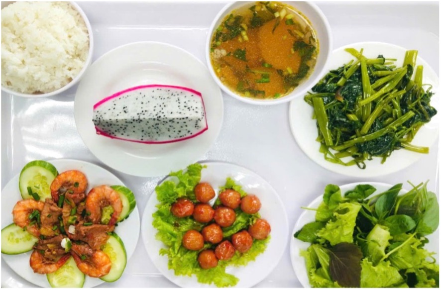 Daily standard meal tray 06