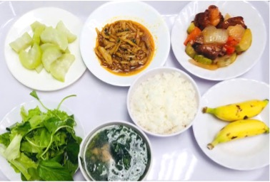 Daily standard meal tray 08